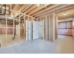 8 HARTLAND CIRCLE - 39