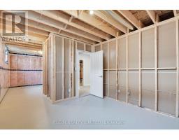 8 HARTLAND CIRCLE - 41