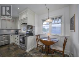 404 WORTLEY ROAD - 23