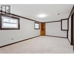 115 HONEYSUCKLE CRESCENT - 31