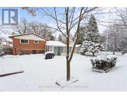 115 HONEYSUCKLE CRESCENT - 33