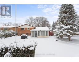 115 HONEYSUCKLE CRESCENT - 34