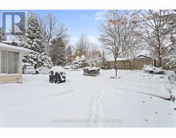 115 HONEYSUCKLE CRESCENT - 38