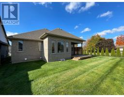 1 HUNTLEY AVENUE - 4