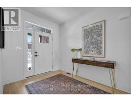 15 - 1080 UPPERPOINT AVENUE - 4