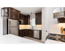 102 CAVERHILL CRESCENT - 12