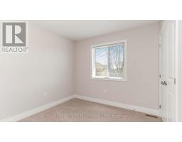 102 CAVERHILL CRESCENT - 29