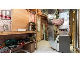 102 CAVERHILL CRESCENT - 39