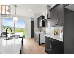 39 EAST GLEN DRIVE - 19