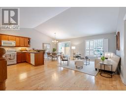 17 - 95 CAPULET LANE - 10