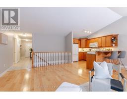 17 - 95 CAPULET LANE - 20