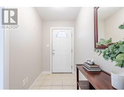 17 - 95 CAPULET LANE - 6