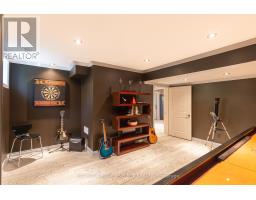 565 EAGLETRACE DRIVE - 35