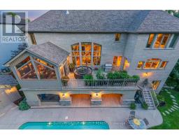 565 EAGLETRACE DRIVE - 44