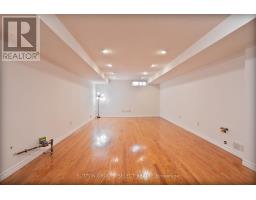 9 ULLSWATER CRESCENT - 32