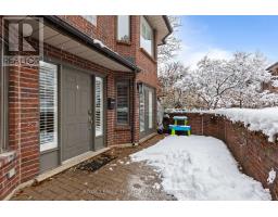 9 - 152 ALBERT STREET - 37