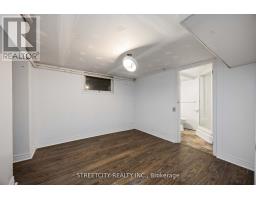 4767 ST. CLAIR PARKWAY - 32