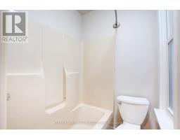 21 ELMWOOD AVENUE E - 44