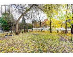 21 ELMWOOD AVENUE E - 47