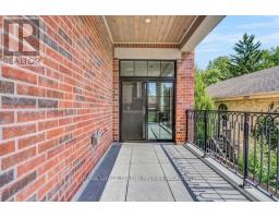 202 - 122 WORTLEY ROAD - 11