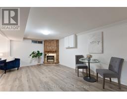 10 STROUD CRESCENT - 18