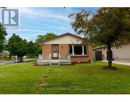 10 STROUD CRESCENT - 2