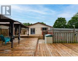 10 STROUD CRESCENT - 27