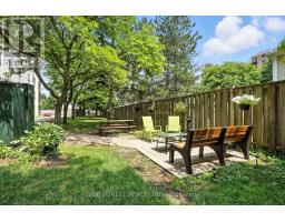 909 - 127 BELMONT DRIVE - 31