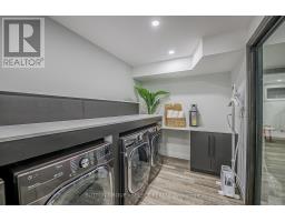 288 WINDERMERE COURT W - 32