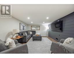 73 MCLEOD CRESCENT - 36