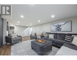 73 MCLEOD CRESCENT - 37