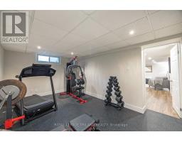 73 MCLEOD CRESCENT - 41