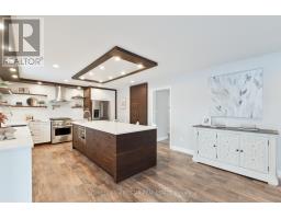 5229 WALES CRESCENT - 16