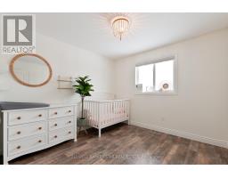 5229 WALES CRESCENT - 35