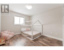 5229 WALES CRESCENT - 36