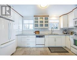 15 STIRLING CRESCENT - 15