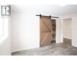 12 PEACH TREE BOULEVARD - 33