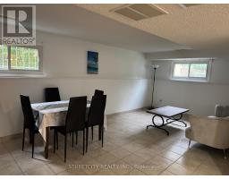 102 PAPERBIRCH CRESCENT - 19