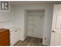 102 PAPERBIRCH CRESCENT - 26