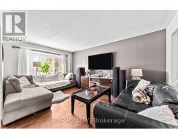 16 EDMUNDS CRESCENT - 10