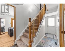 16 EDMUNDS CRESCENT - 12