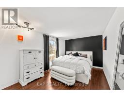 16 EDMUNDS CRESCENT - 15