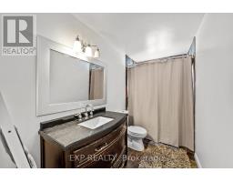 16 EDMUNDS CRESCENT - 16