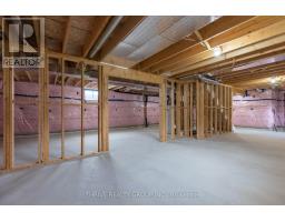 3465 ORIOLE CIRCLE E - 21