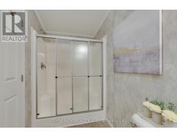 461 RICHARD CRESCENT - 20