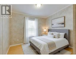 461 RICHARD CRESCENT - 21