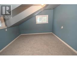 10 HENRY STREET - 10