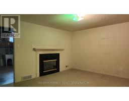 7 - 40 BURSLEM STREET - 32