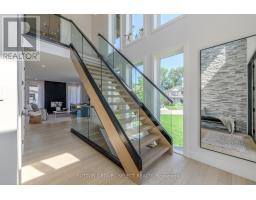 7 VALLEYVIEW CRESCENT - 8