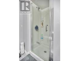 43 BEECHMOUNT CRESCENT - 17